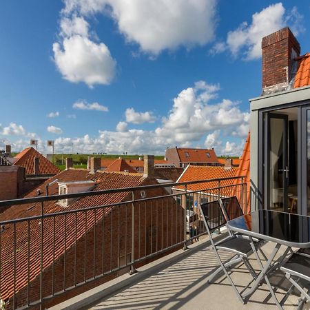 Lush Apartment In Zoutelande Near Beach Bagian luar foto