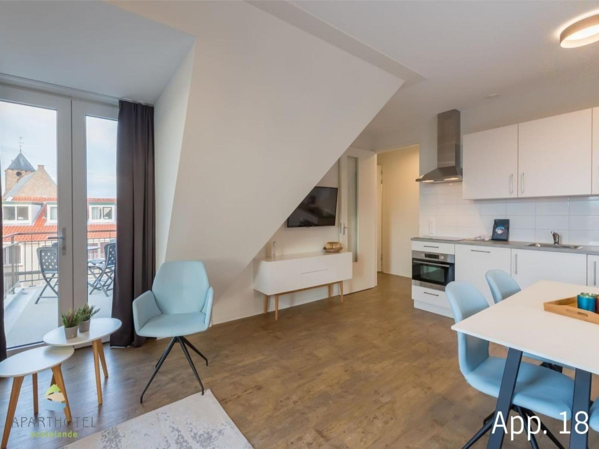 Lush Apartment In Zoutelande Near Beach Bagian luar foto