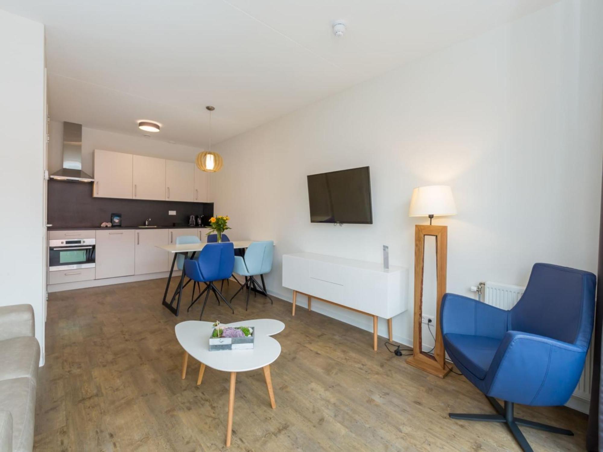 Lush Apartment In Zoutelande Near Beach Bagian luar foto
