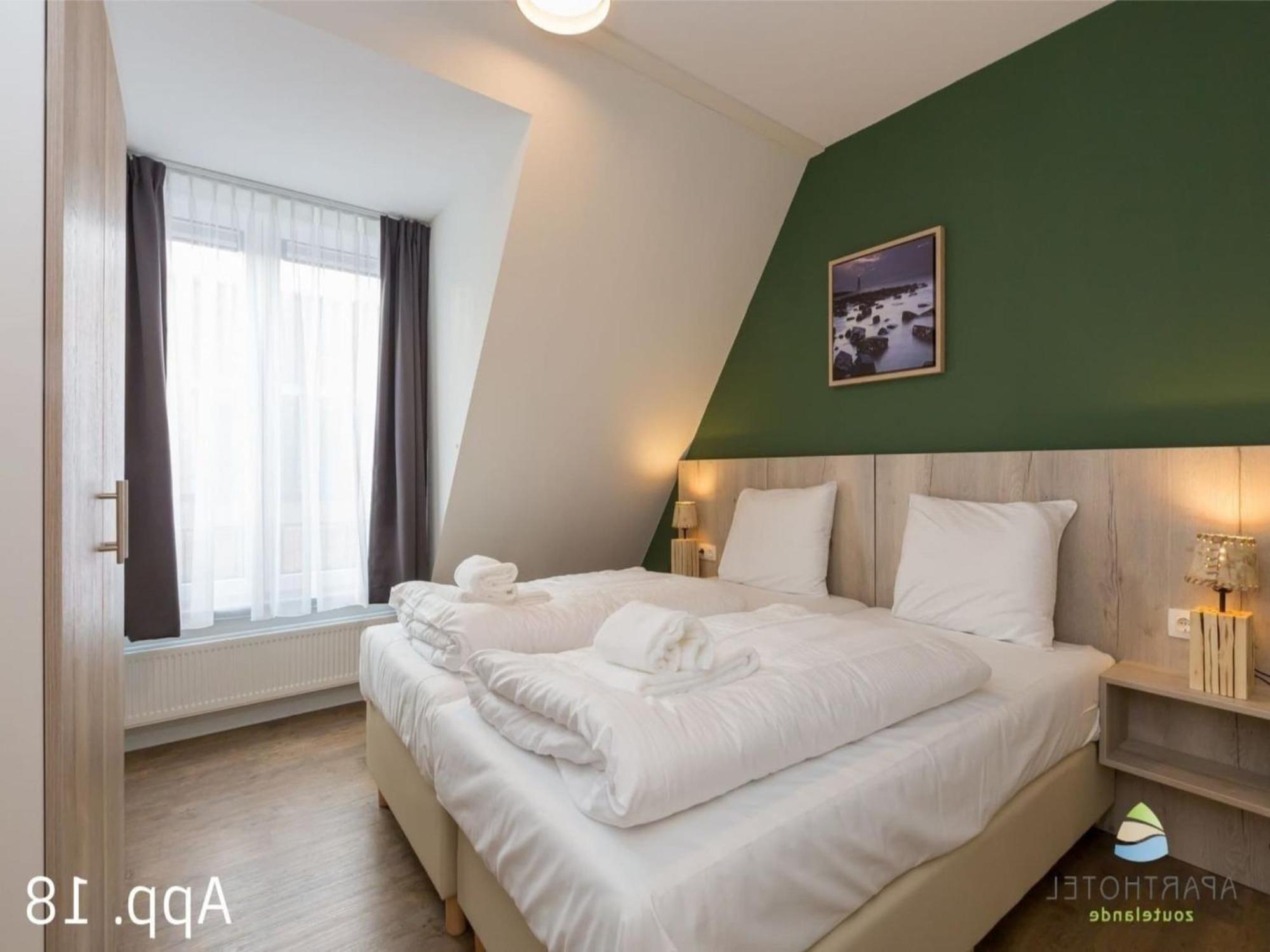 Lush Apartment In Zoutelande Near Beach Bagian luar foto